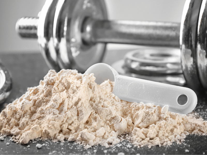 Proteína Whey Isolada: O Que é, Benefícios, Como Tomar e Qual a Melhor Opção para Você